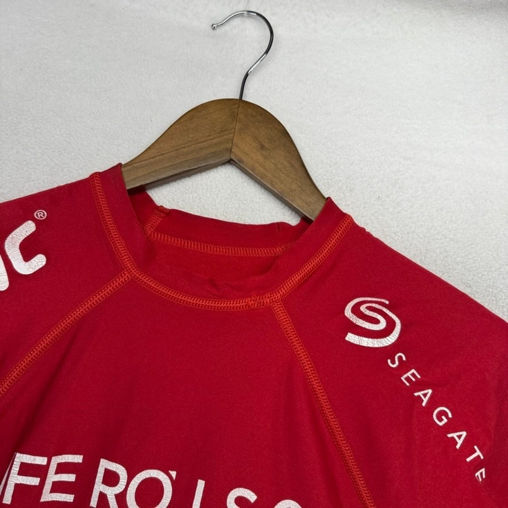 Hurley Rash Guard Mens Medium Red Surf Swim Life Rolls On Red Bull Vintage y2k - Picture 4 of 9